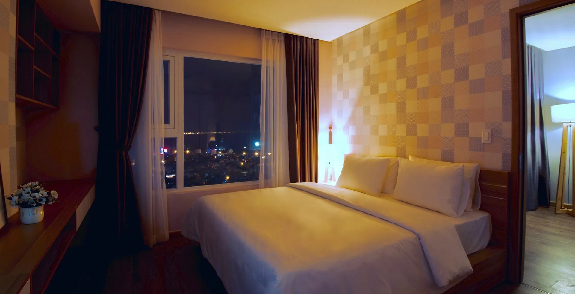 Saman Luxury Apartment Da Nang
