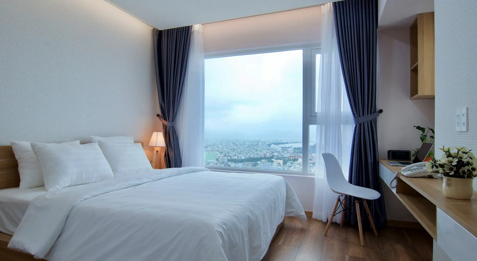 Saman Luxury Apartment Da Nang
