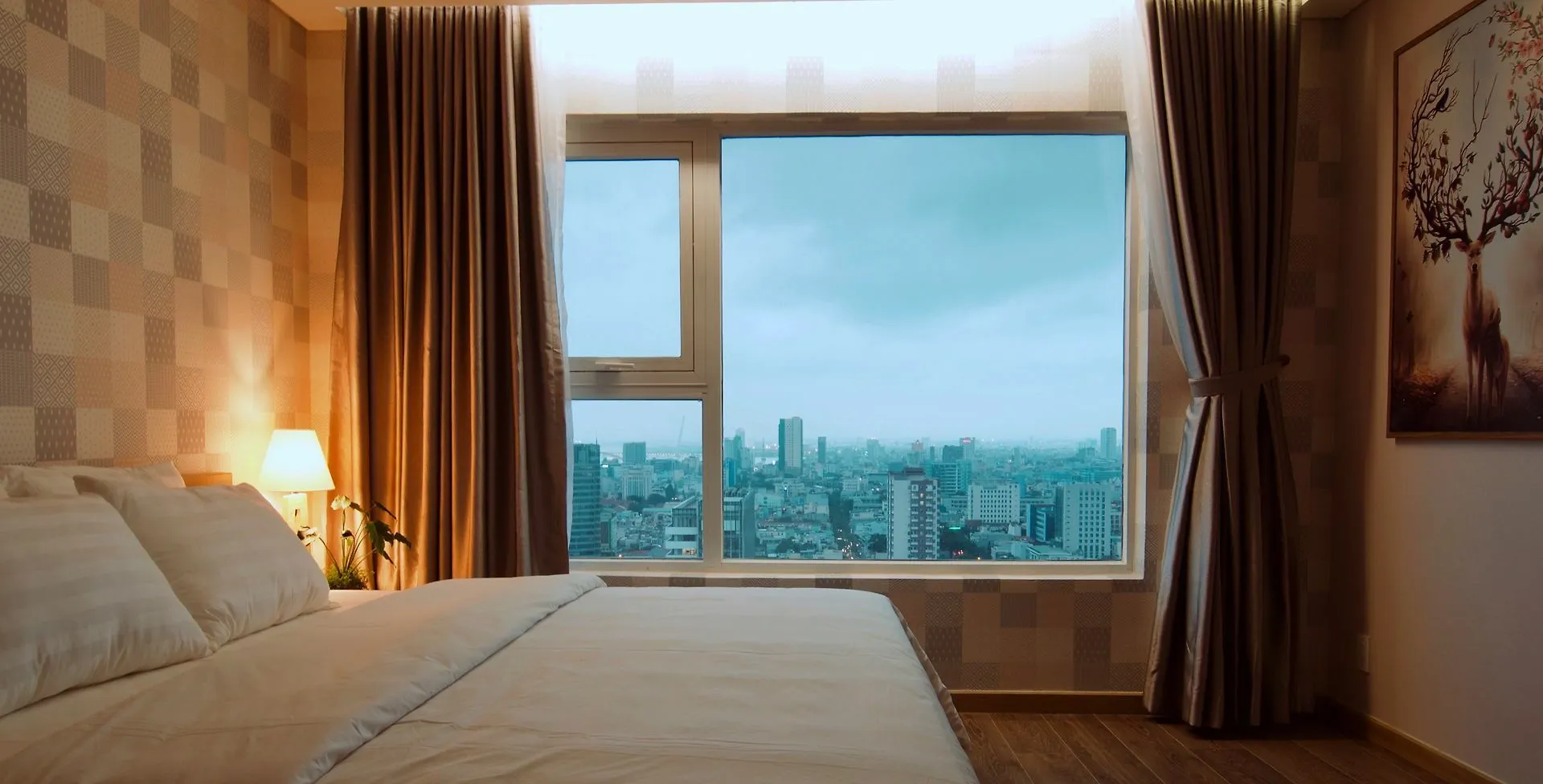 Saman Luxury Apartment Da Nang
